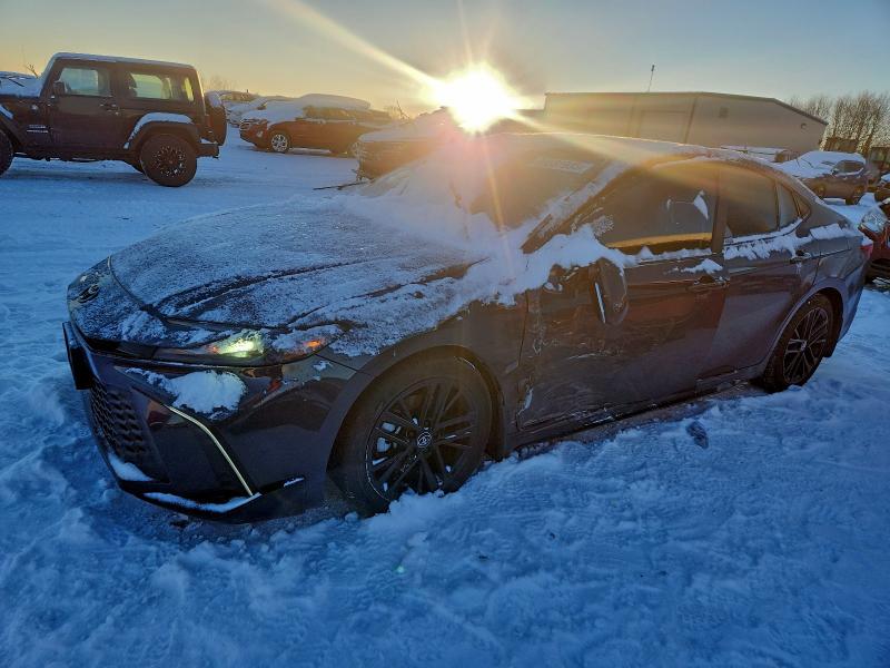 Фото 1 - TOYOTA CAMRY