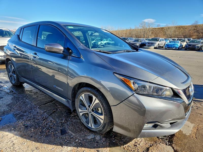 Фото 4 - NISSAN LEAF