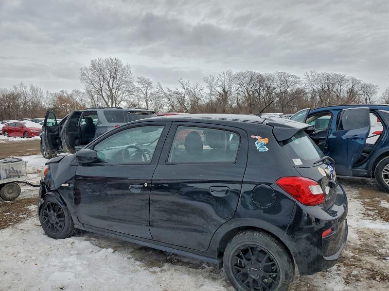 Фото 2 - MITSUBISHI MIRAGE