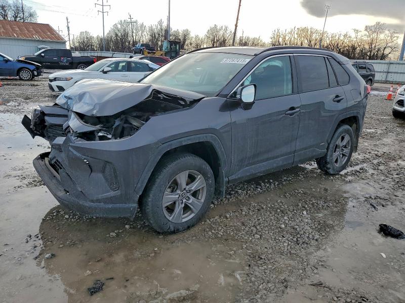 Фото 1 - TOYOTA RAV4