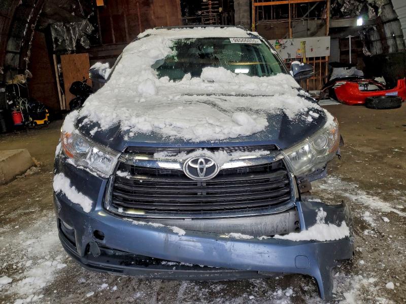 Фото 5 - TOYOTA HIGHLANDER