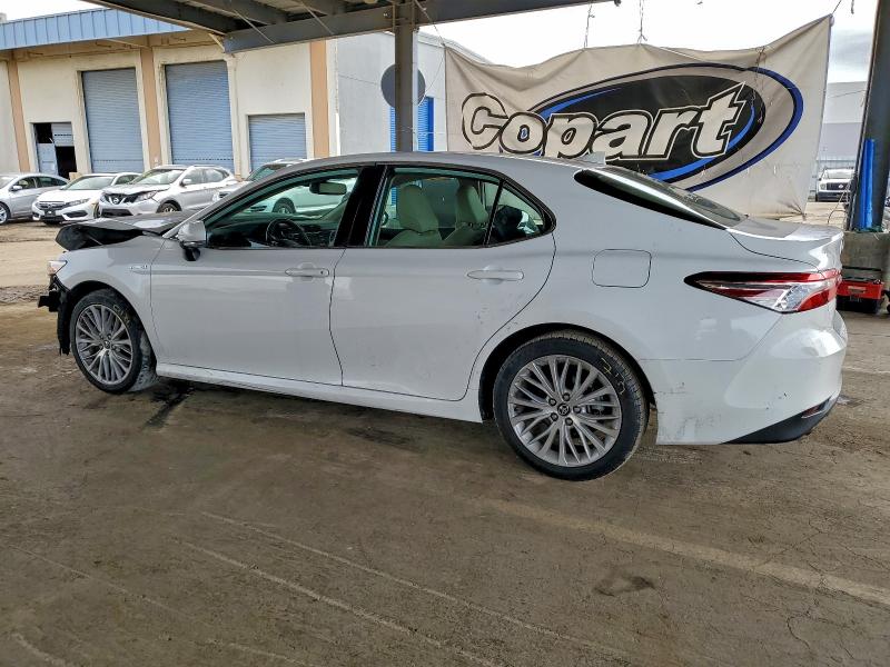 Фото 2 - TOYOTA CAMRY