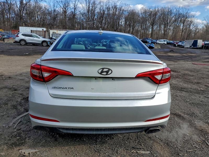 Фото 6 - HYUNDAI SONATA