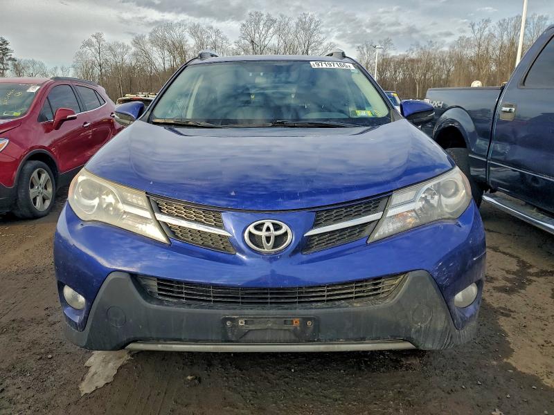 Фото 5 - TOYOTA RAV4