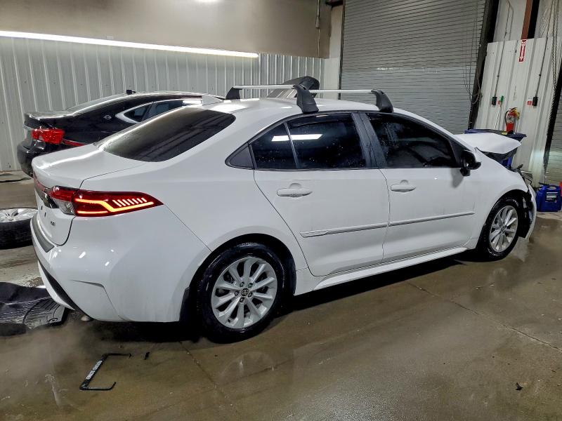 Фото 3 - TOYOTA COROLLA