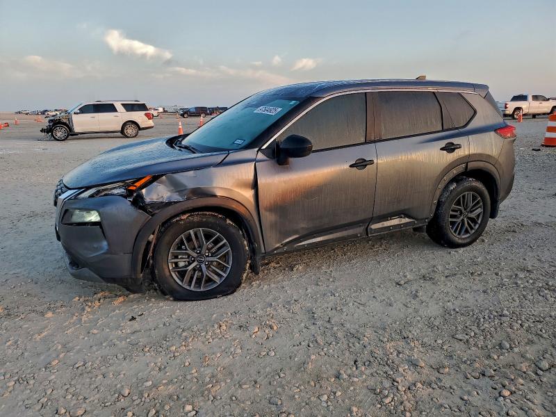 Фото 1 - NISSAN ROGUE