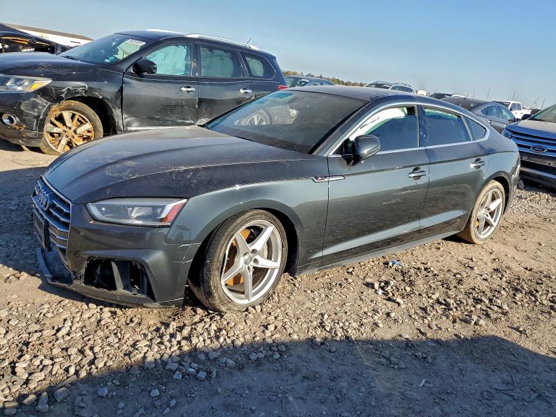 Фото 1 - AUDI A5