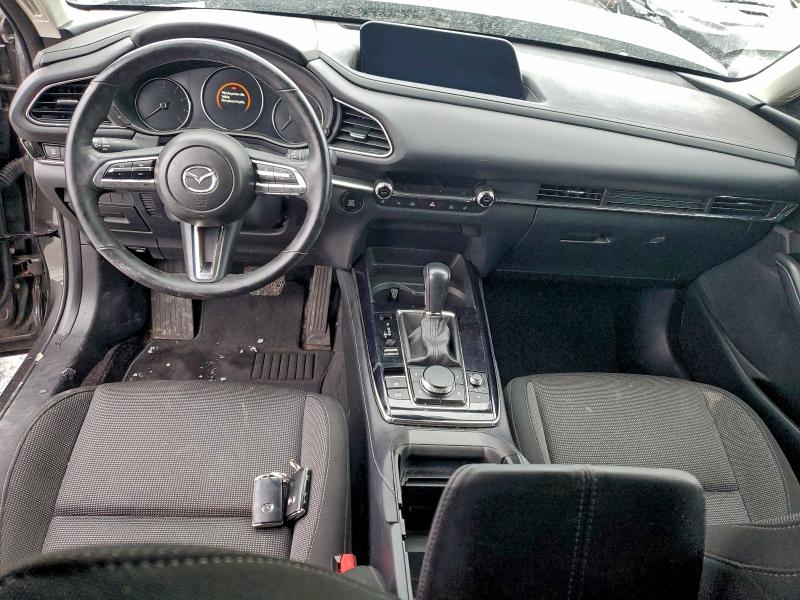 Фото 8 - MAZDA CX30