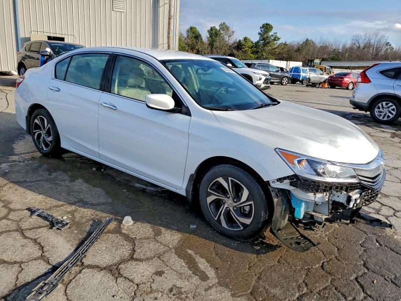 Фото 4 - HONDA ACCORD