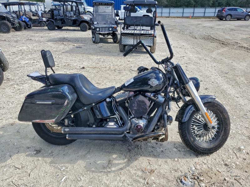 HARLEY-DAVIDSON FL 2017