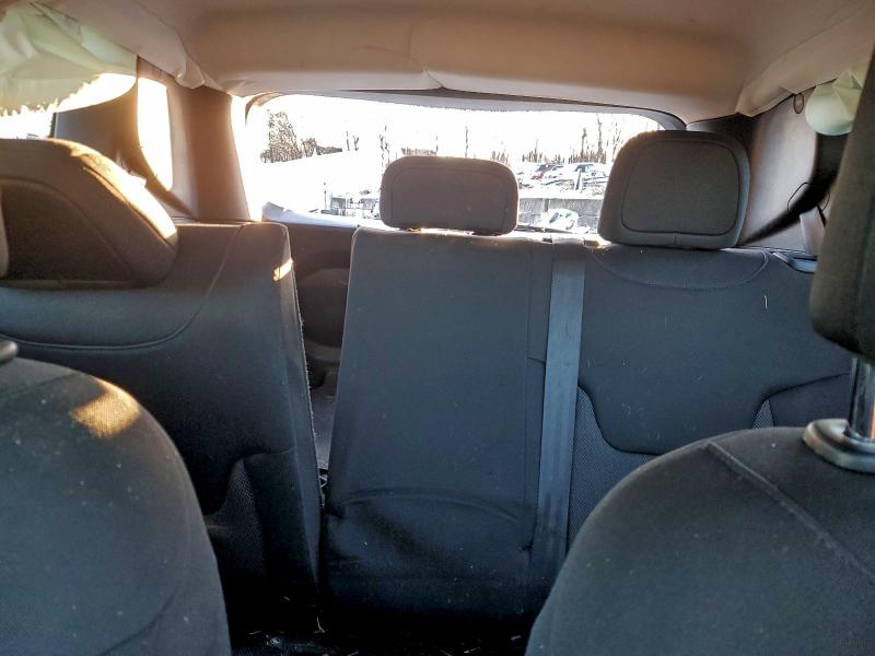 Фото 10 - JEEP RENEGADE