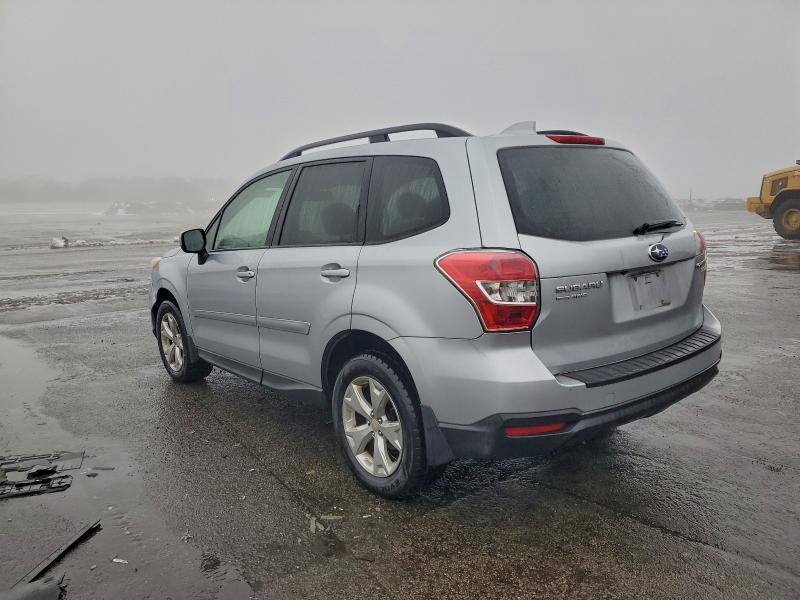 Фото 2 - SUBARU FORESTER