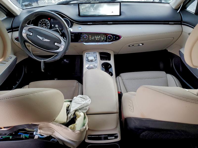 Фото 8 - GENESIS GV70 BASE