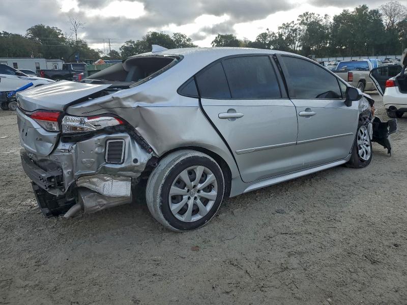 Фото 3 - TOYOTA COROLLA