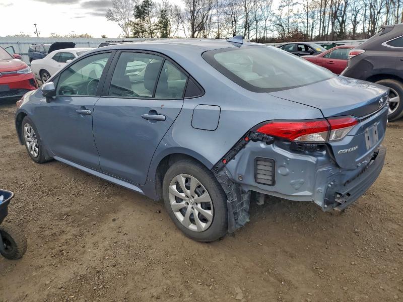 Фото 2 - TOYOTA COROLLA