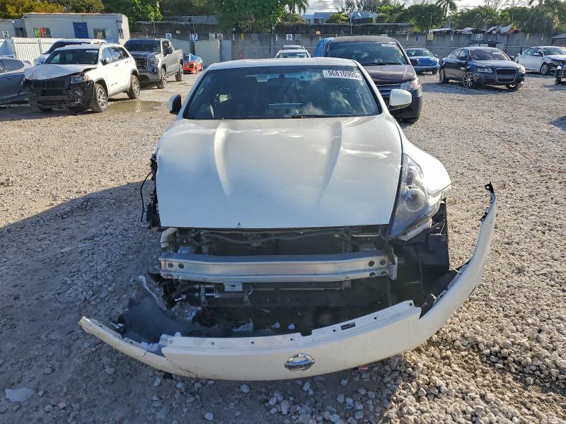 Фото 5 - NISSAN 370Z