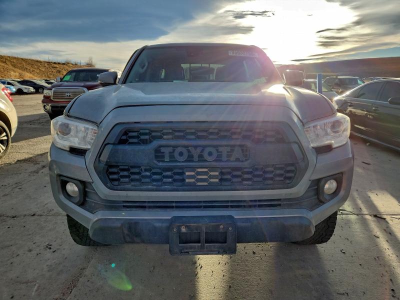 Фото 5 - TOYOTA TACOMA