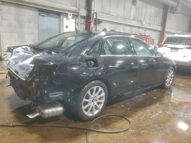 Фото 3 - AUDI A4