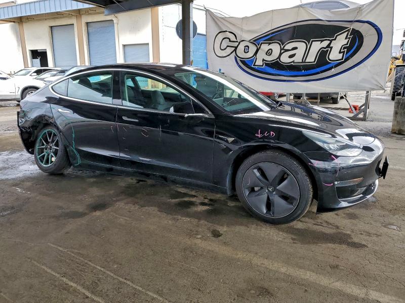Фото 4 - TESLA MODEL 3