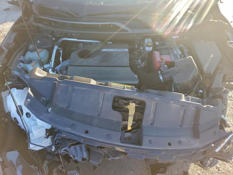 Фото 12 - NISSAN ROGUE