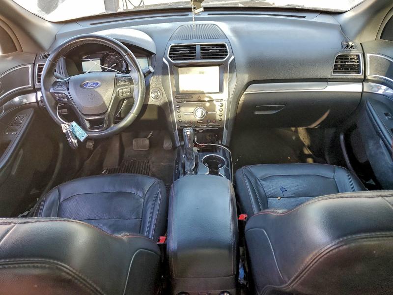 Фото 8 - FORD EXPLORER