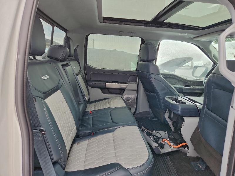 Фото 10 - FORD F-150