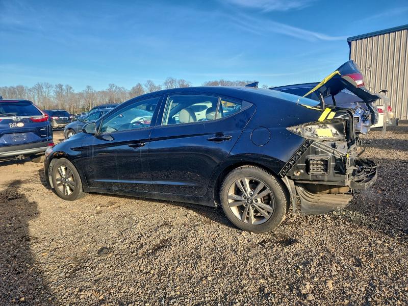 Фото 2 - HYUNDAI ELANTRA