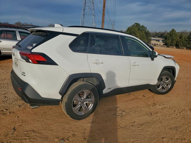 Фото 3 - TOYOTA RAV4