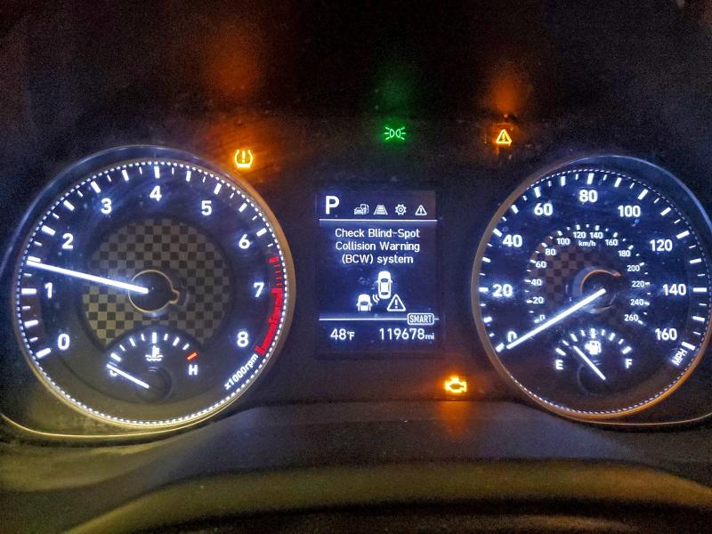 Фото 9 - HYUNDAI ELANTRA