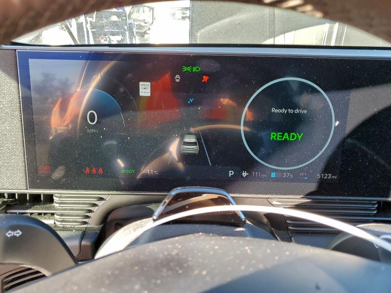 Фото 9 - HYUNDAI IONIQ