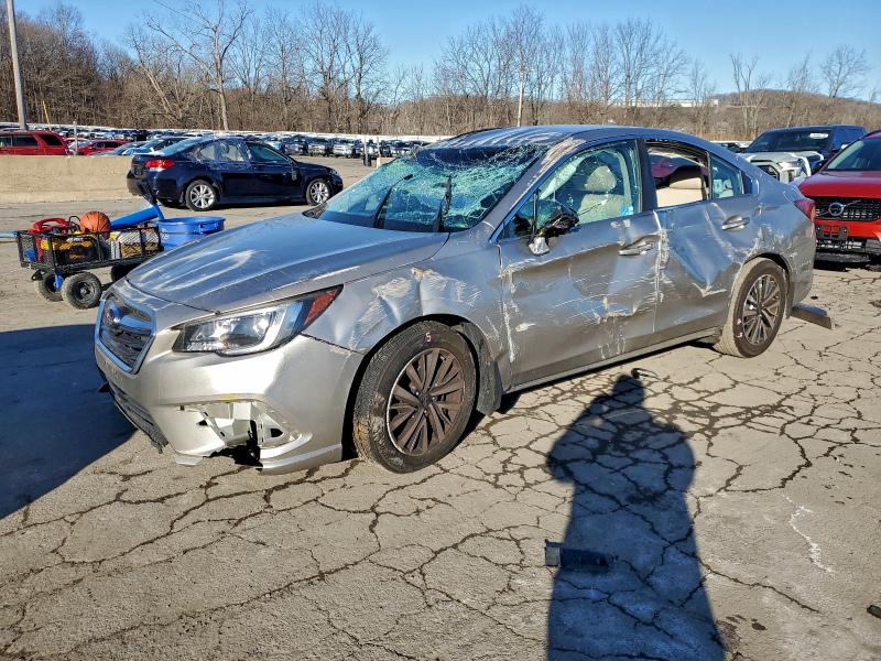 Фото 1 - SUBARU LEGACY