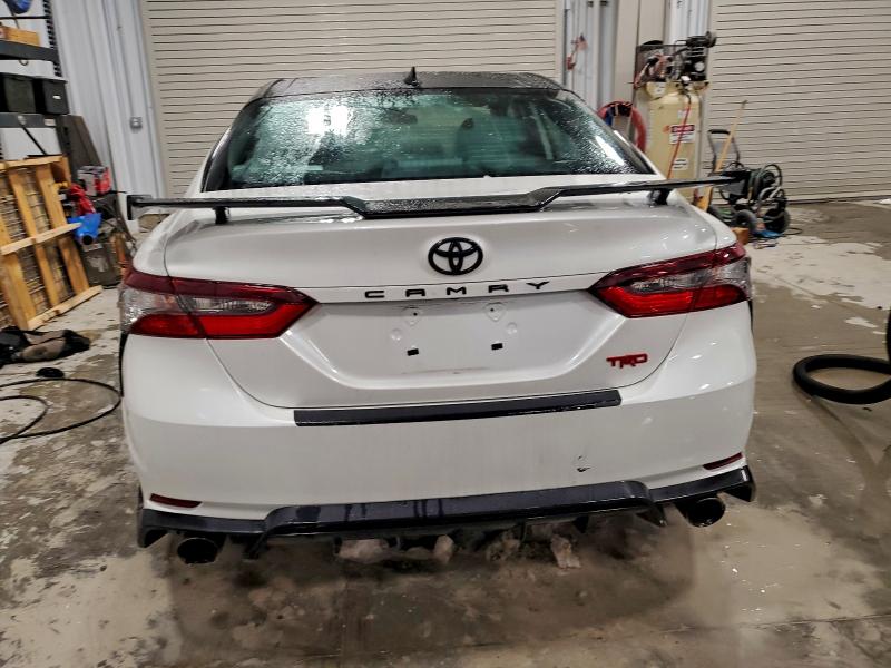 Фото 6 - TOYOTA CAMRY