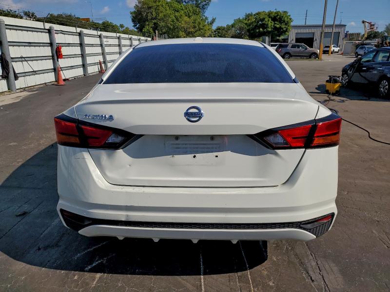 Фото 6 - NISSAN ALTIMA