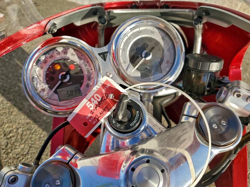 TRIUMPH THRUXTON 2017