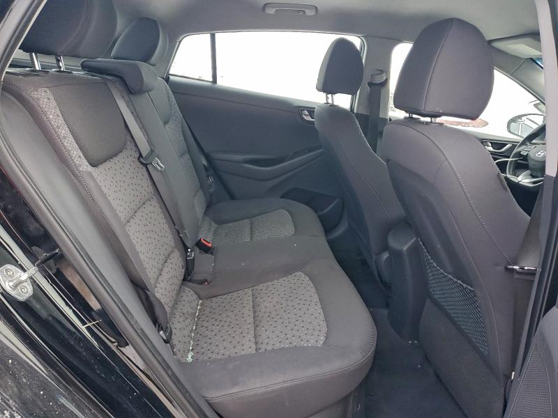 Фото 10 - HYUNDAI IONIQ