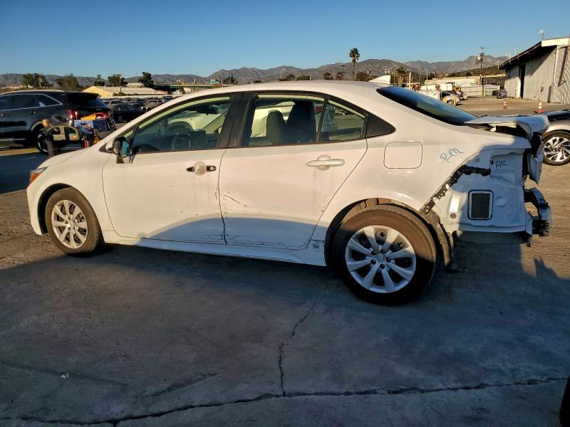 Фото 2 - TOYOTA COROLLA