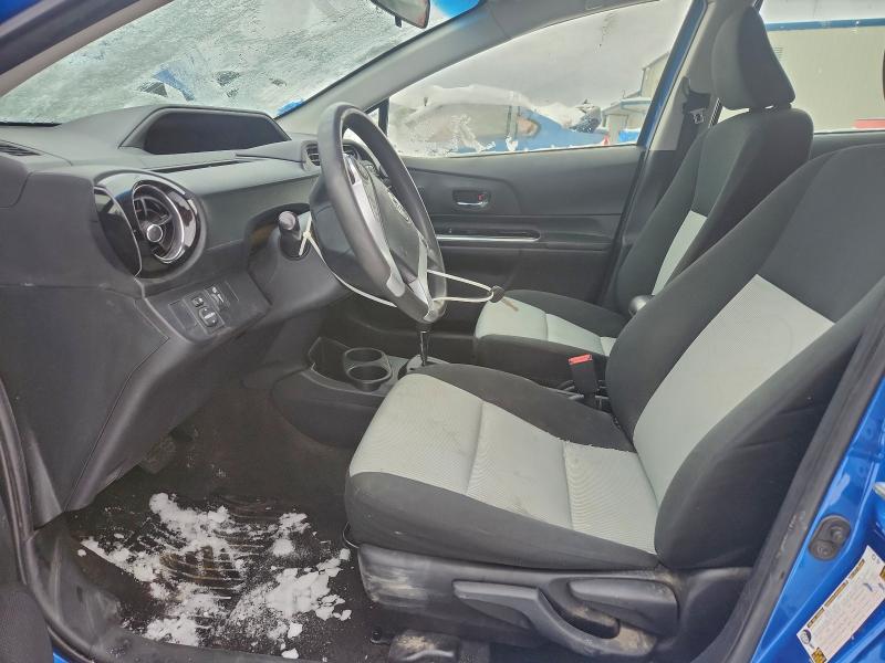 Фото 7 - TOYOTA PRIUS