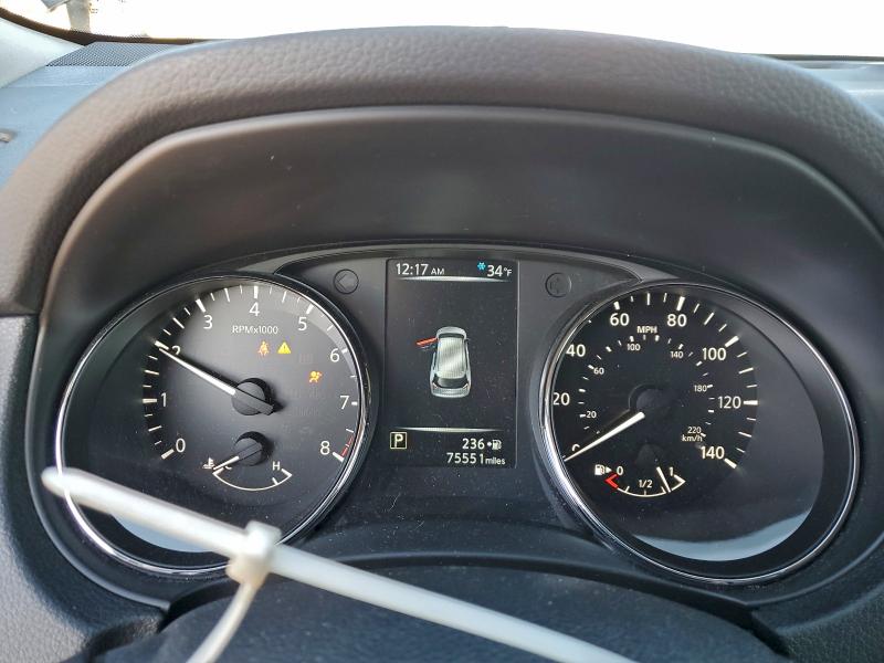 Фото 9 - NISSAN ROGUE