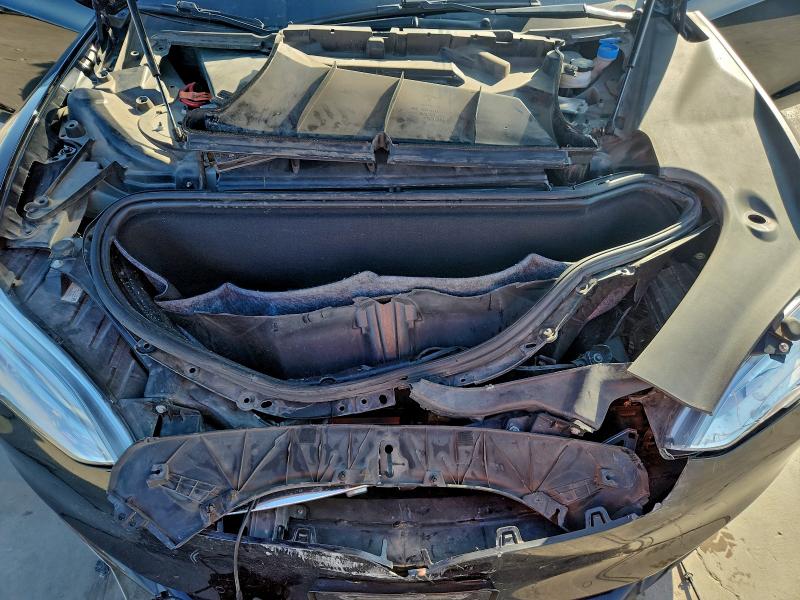 Фото 11 - TESLA MODEL S