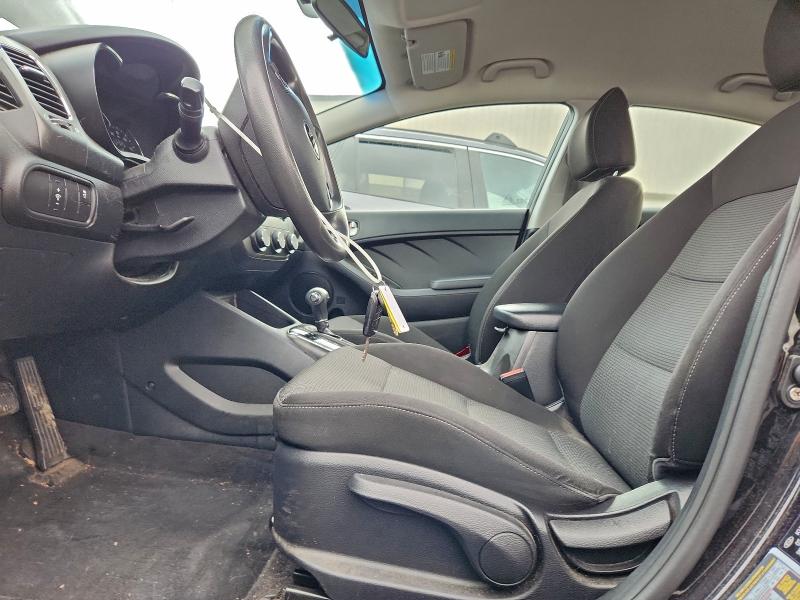 Фото 7 - KIA FORTE