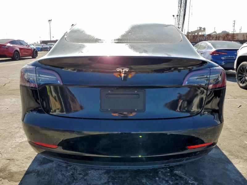 Фото 6 - TESLA MODEL 3