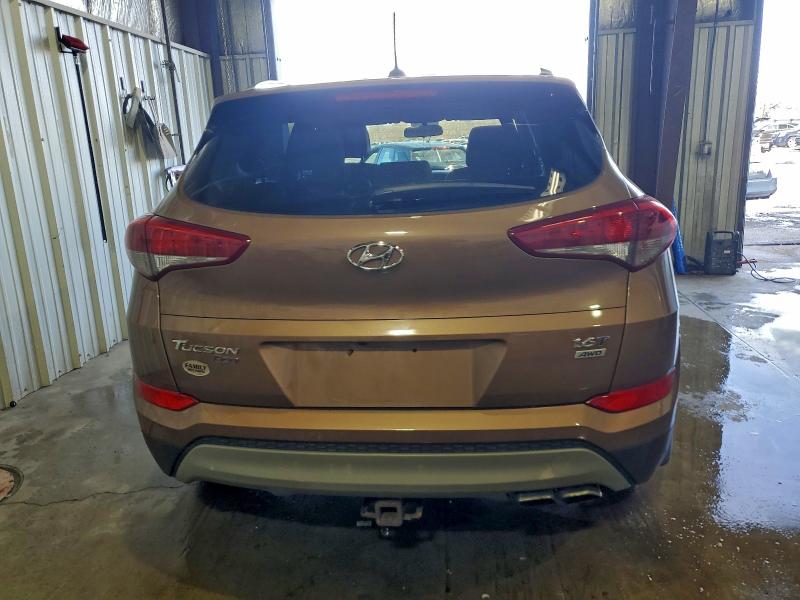 Фото 6 - HYUNDAI TUCSON