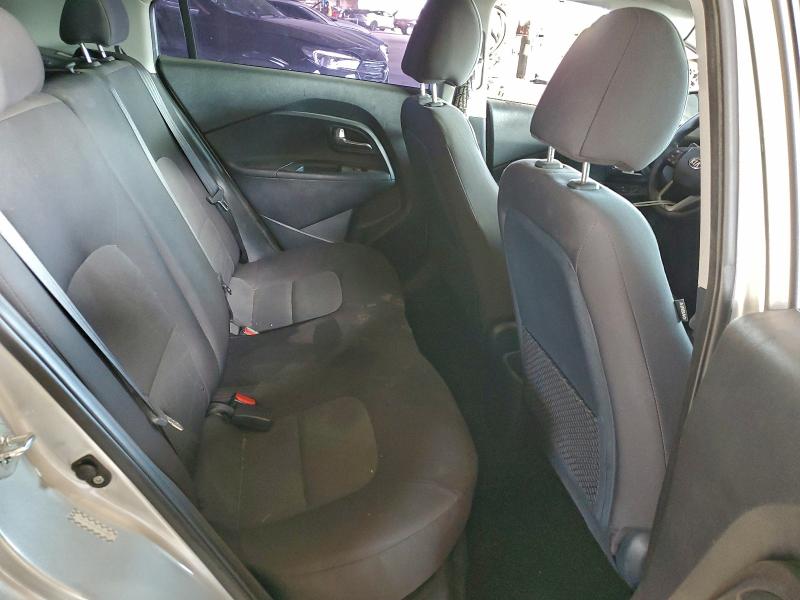 Фото 10 - KIA RIO