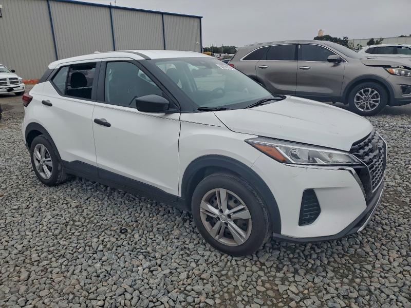 Фото 4 - NISSAN KICKS