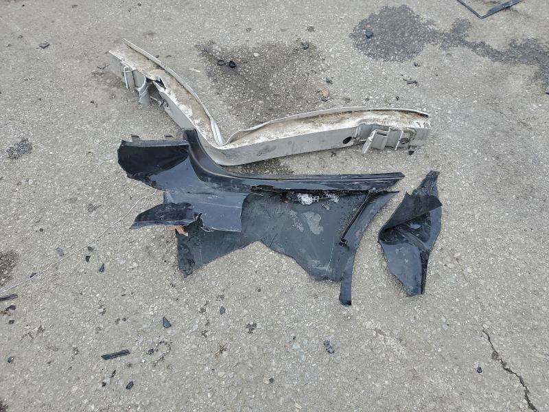 Фото 12 - CHEVROLET CRUZE