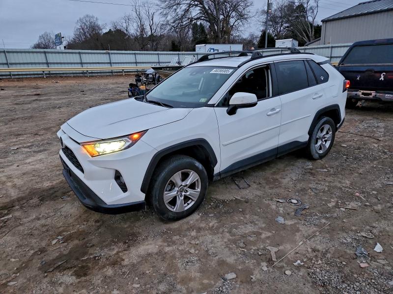 Фото 1 - TOYOTA RAV4