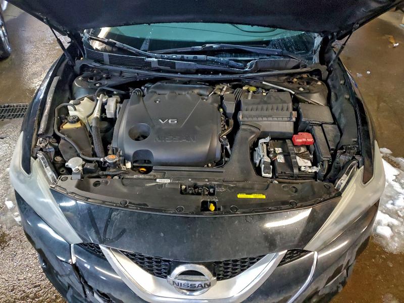 Фото 12 - NISSAN MAXIMA