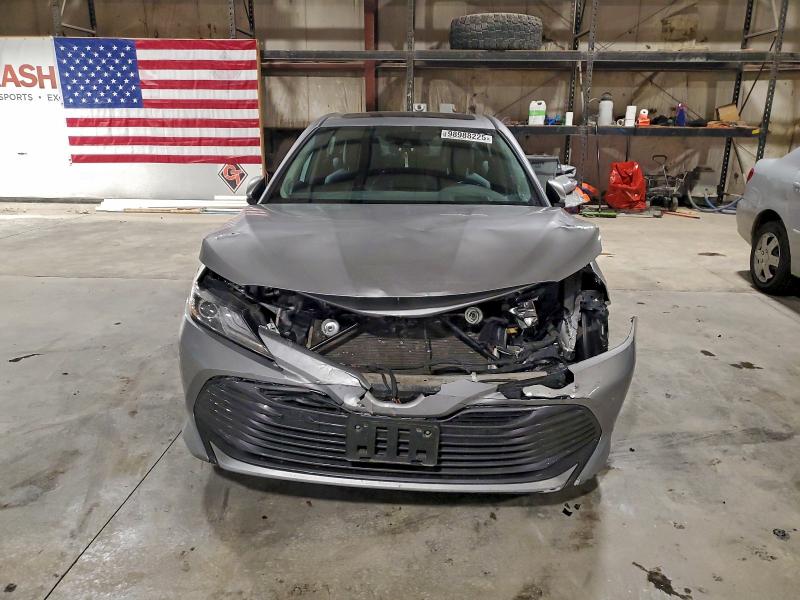 Фото 5 - TOYOTA CAMRY