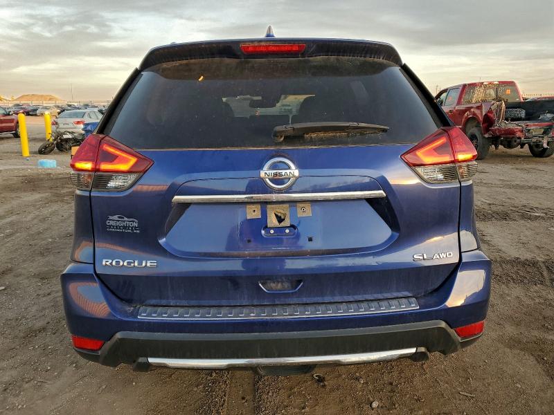 Фото 6 - NISSAN ROGUE