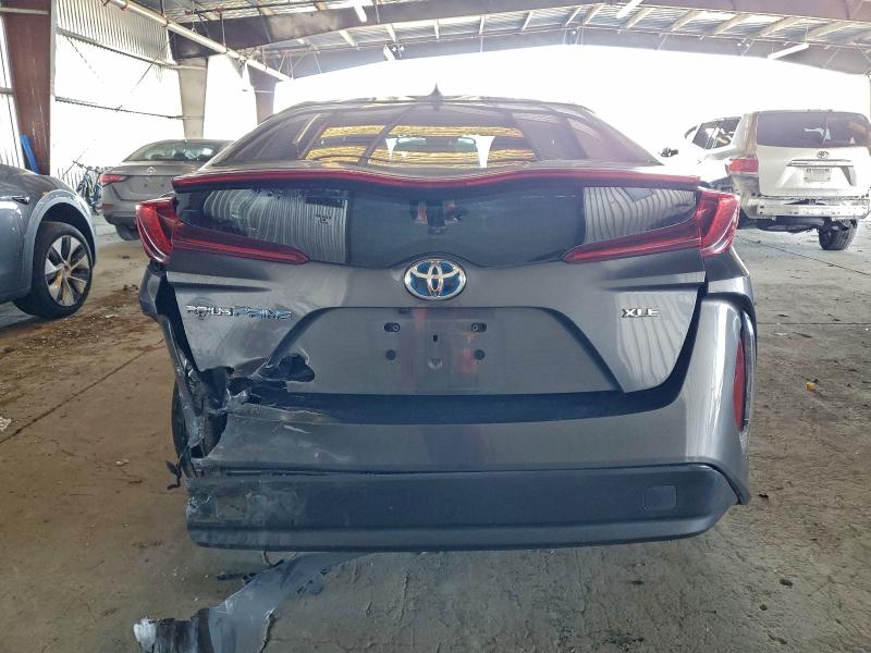 Фото 6 - TOYOTA PRIUS